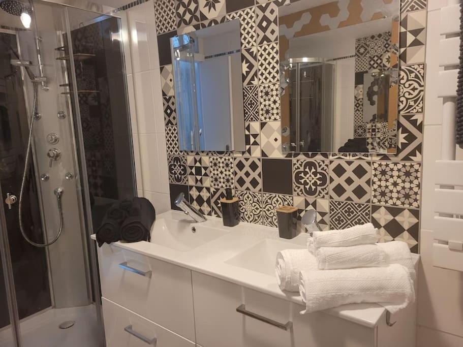 Petite Maison Cosy En Duplex Eguelshardt Bagian luar foto
