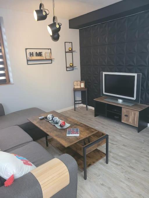 Petite Maison Cosy En Duplex Eguelshardt Bagian luar foto